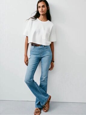 SPANX Everywear Stonewashed Blue Flare Jean